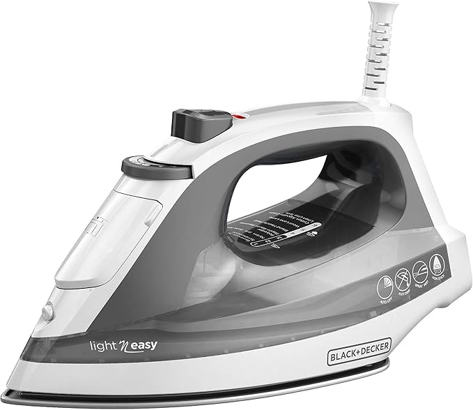 DECKER Light ‘N Easy Compact Steam Iron